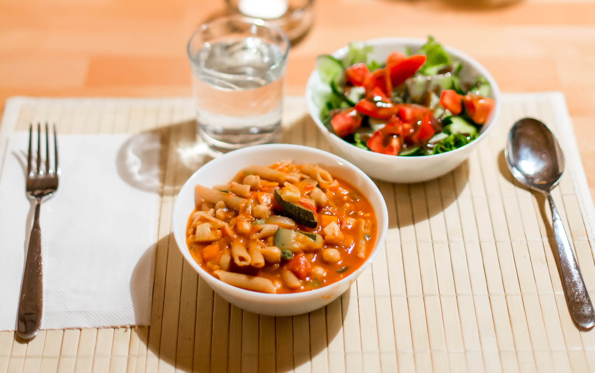 hearty-travel-vegetable-soup-stew-zucchini-vegan-vegetarian-healthy-pasta-chickpeas