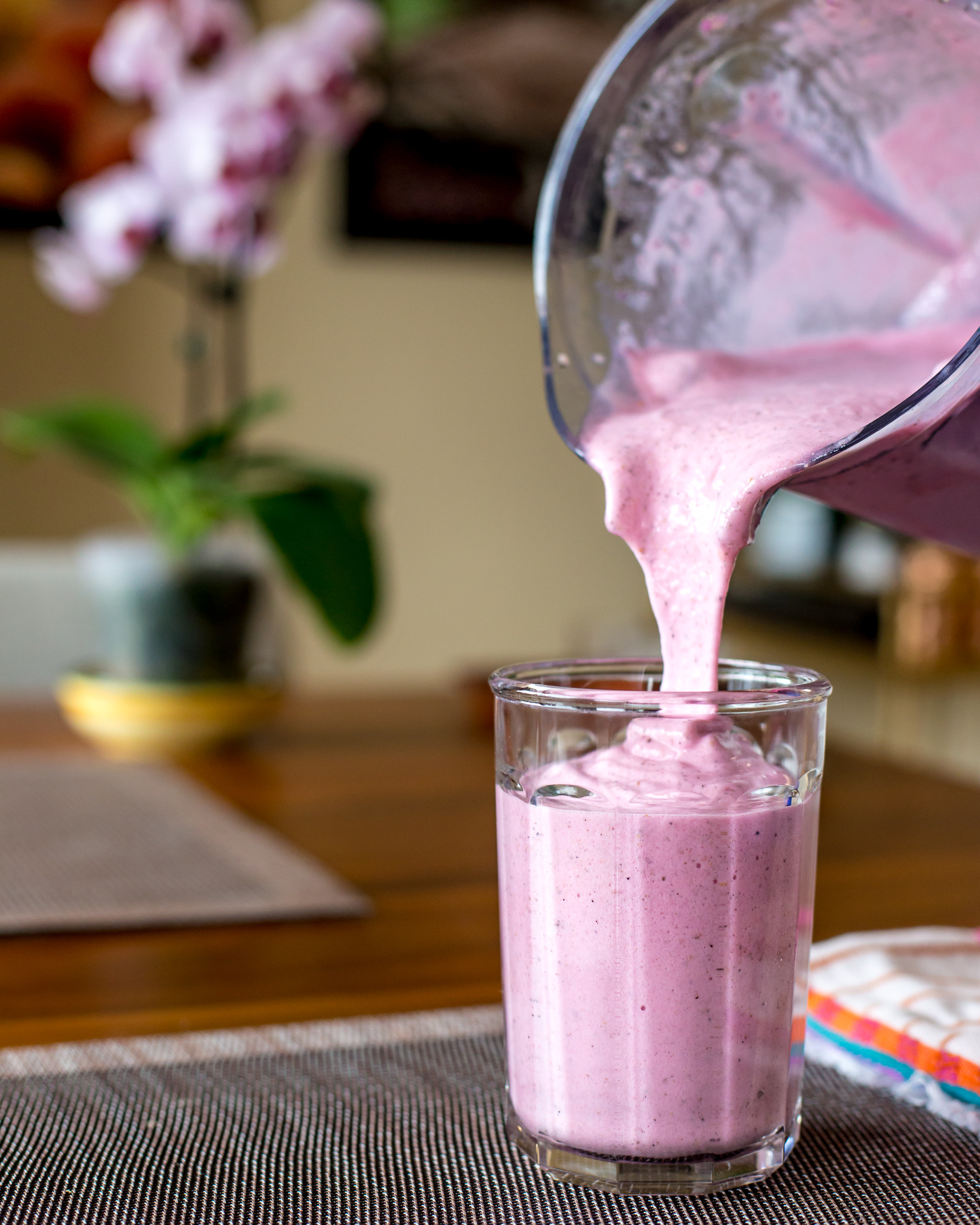 pitaya-protein-smoothie-vegan-vegetarian-breakfast